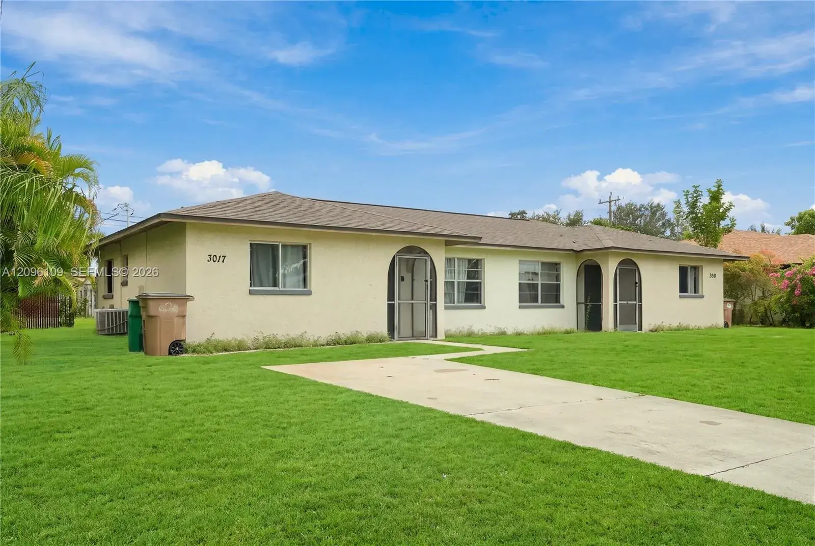 2 bedroom 1 bath Residential Lease for rent at 3017 SW Santa Barbara Pl # 3017, Cape Coral FL 33914