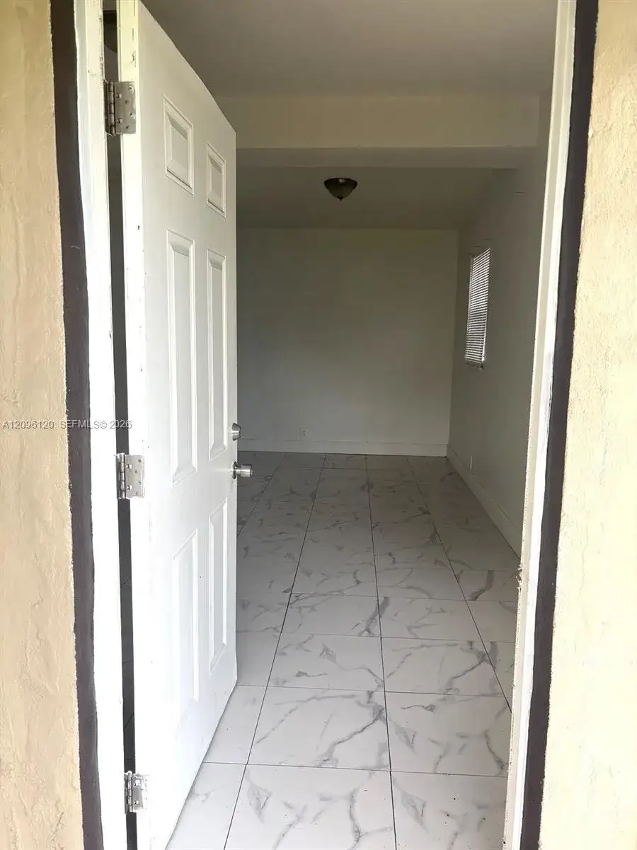2910 NW 47th St, Miami FL 33142 photo 5