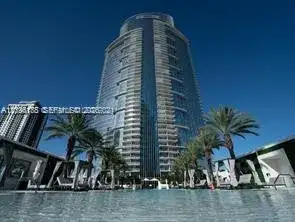 851 NE 1st Ave # 2806, Miami FL 33132 photo 2