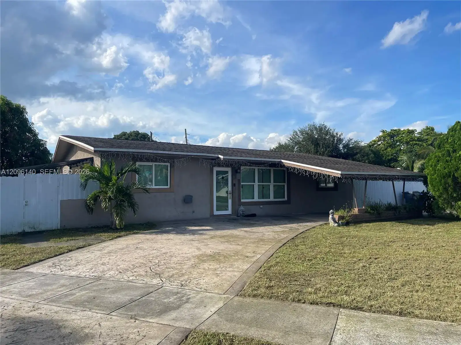 530 N 66th Ter, Hollywood FL 33024 photo 2