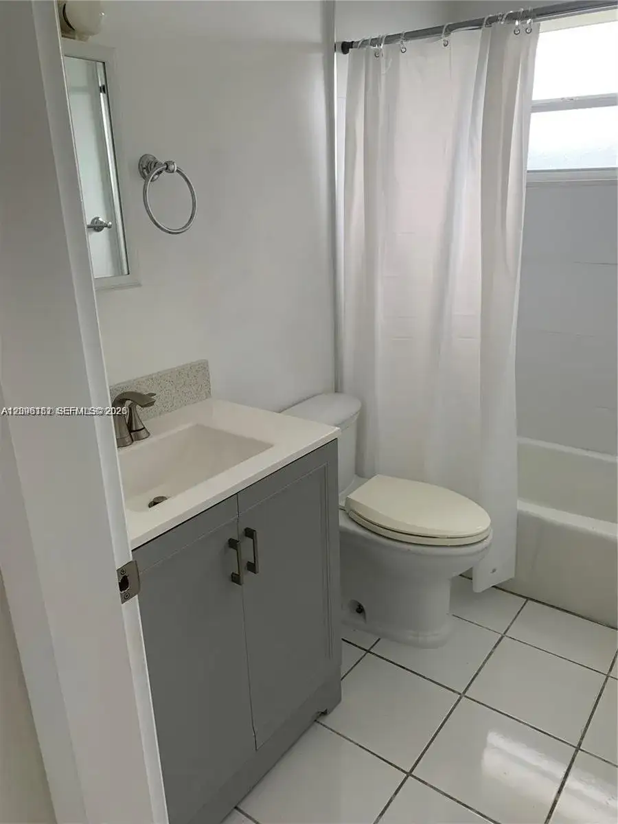 1450 Atlantic Shores Blvd # 303, Hallandale Beach FL 33009