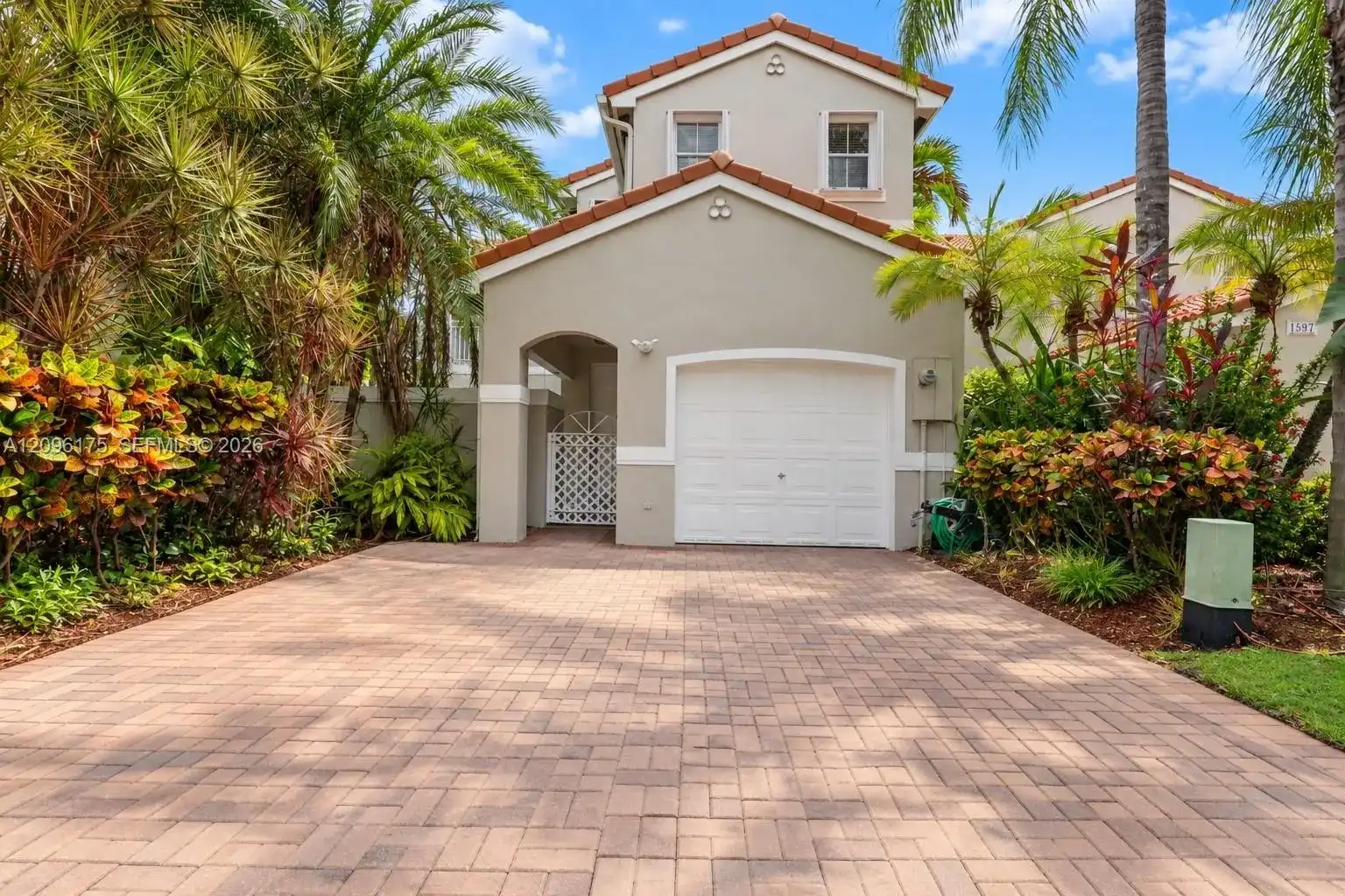 1601 Yellowheart Way, Hollywood FL 33019