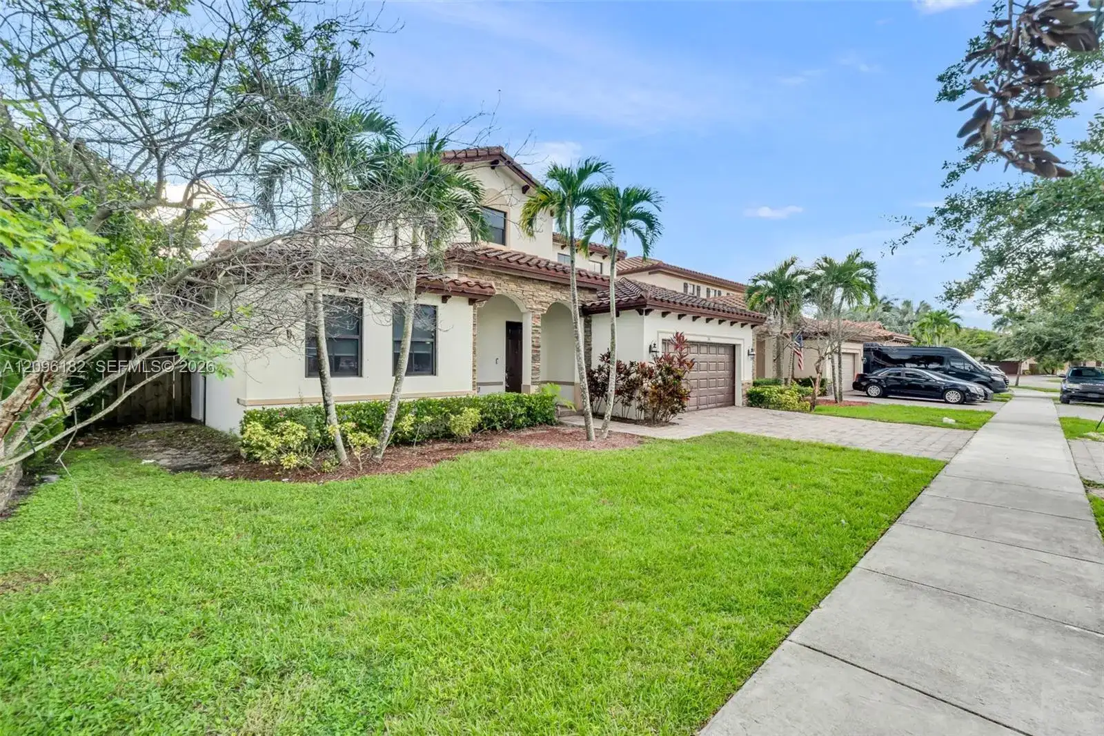 241 SE 35th Ave, Homestead FL 33033 photo 2