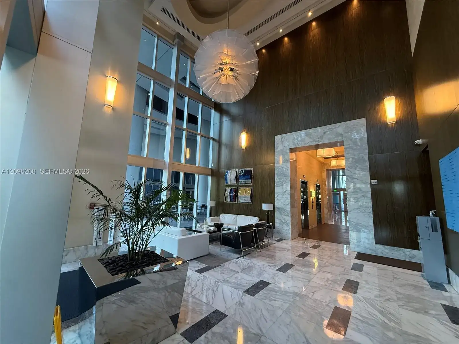 185 SW 7th St # 1807, Miami FL 33130 photo 4