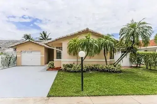 4708 SW 143rd Ave # 0, Miami FL 33175