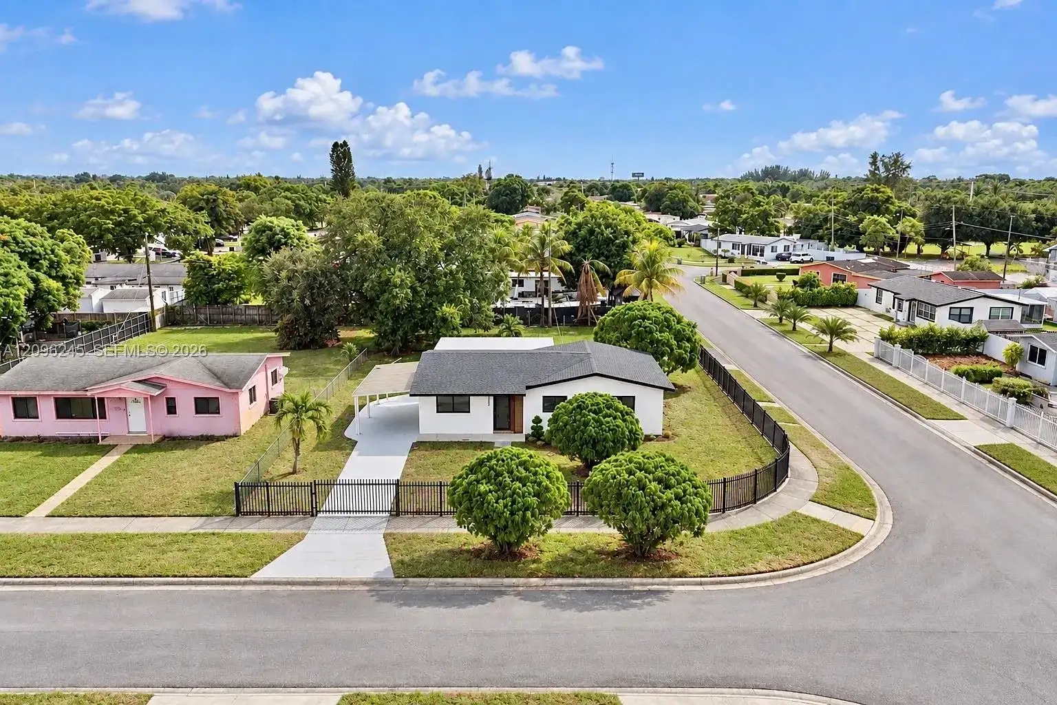 16835 NW 41st Ave, Miami Gardens FL 33055 photo 2