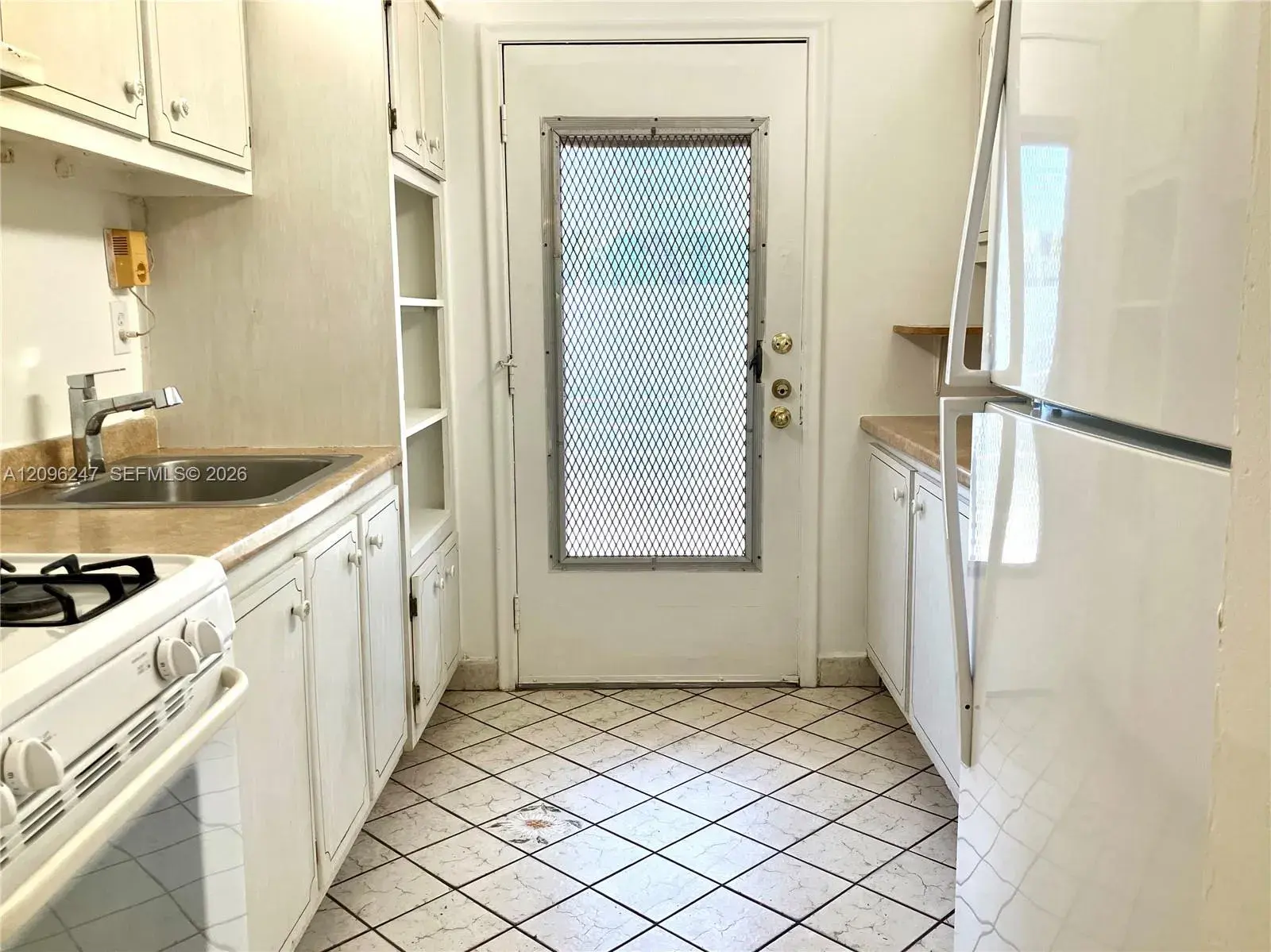 20275 NE 2nd Ave # 7, Miami FL 33179