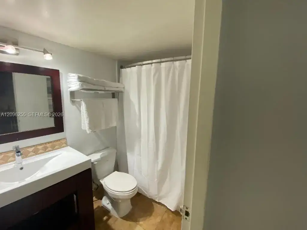 19201 Collins Ave # 230, Sunny Isles Beach FL 33160 photo 3