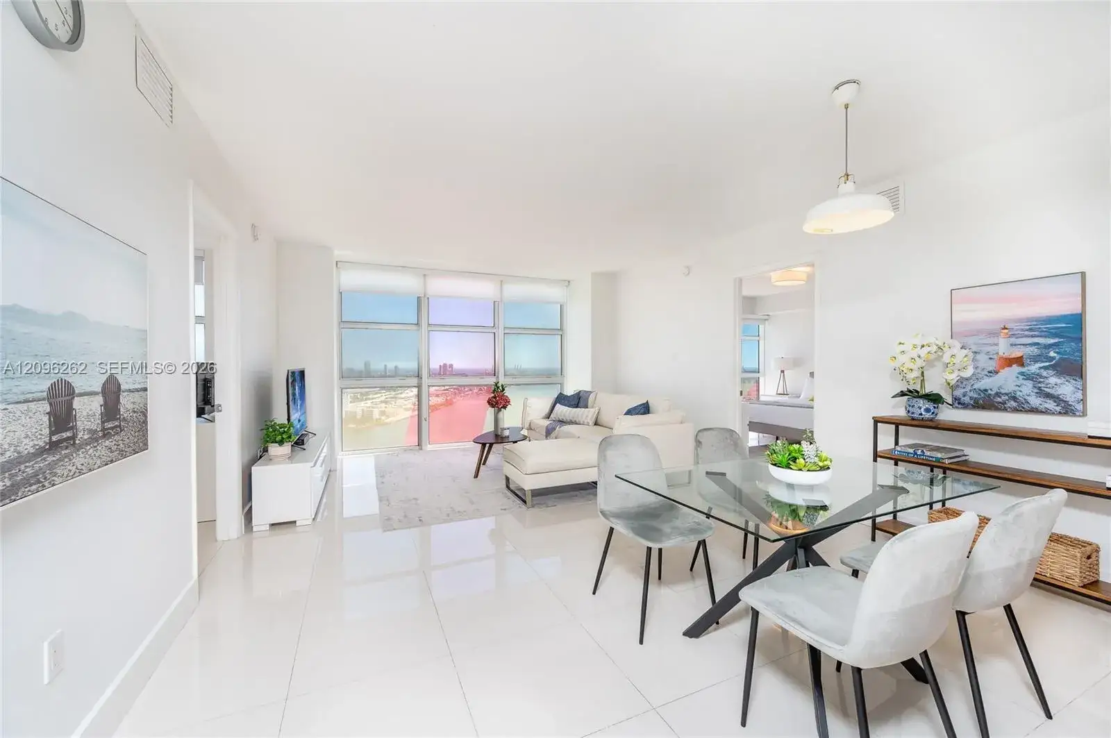 50 Biscayne Blvd # 3906, Miami FL 33132