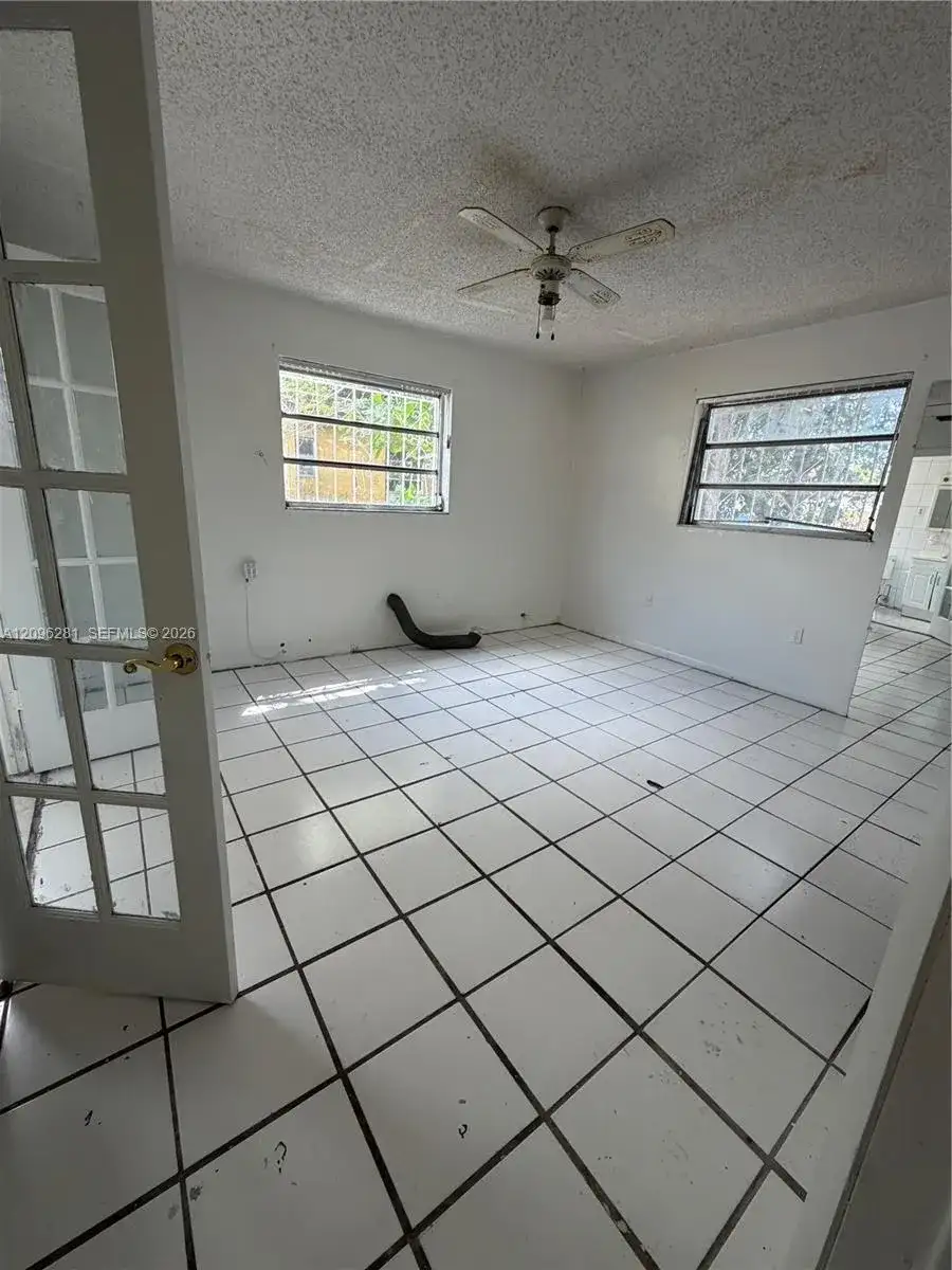 4824 NW 15th Ct, Miami FL 33142 photo 2