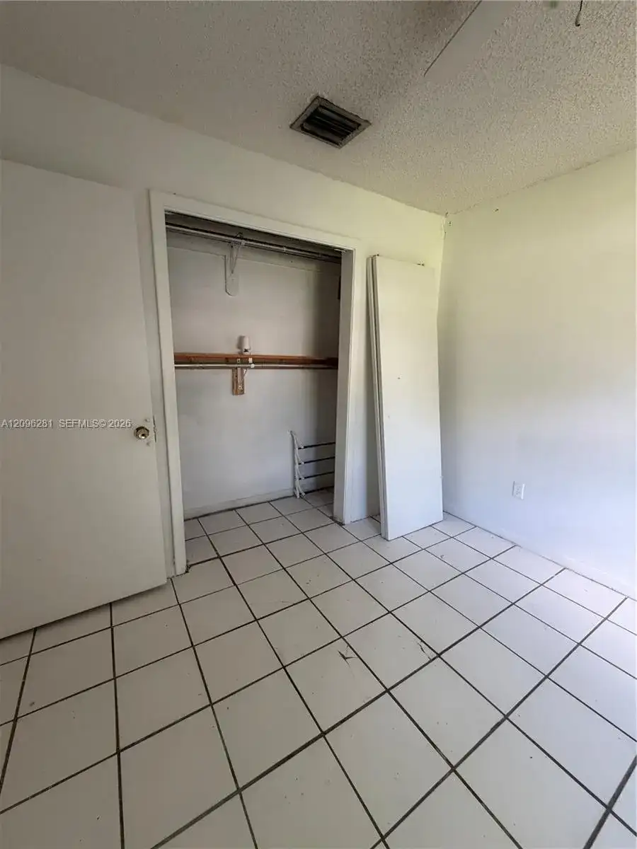 4824 NW 15th Ct, Miami FL 33142 photo 5
