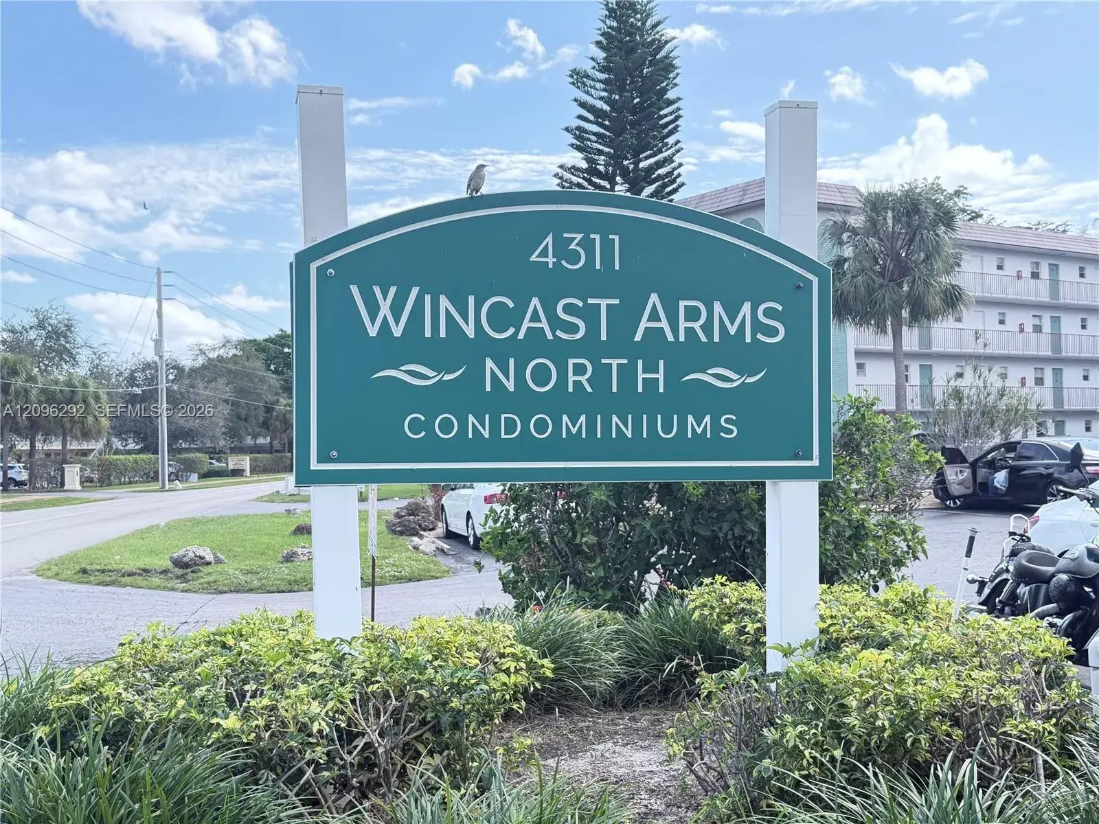 4311 Crystal Lake Dr # 120, Deerfield Beach FL 33064