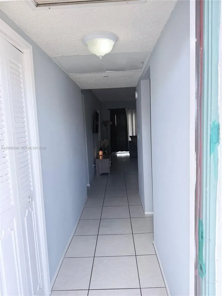 4311 Crystal Lake Dr # 120, Deerfield Beach FL 33064