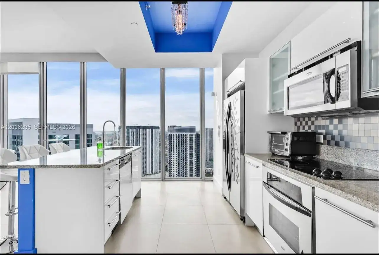 888 Biscayne Blvd # 4701, Miami FL 33132 photo 5