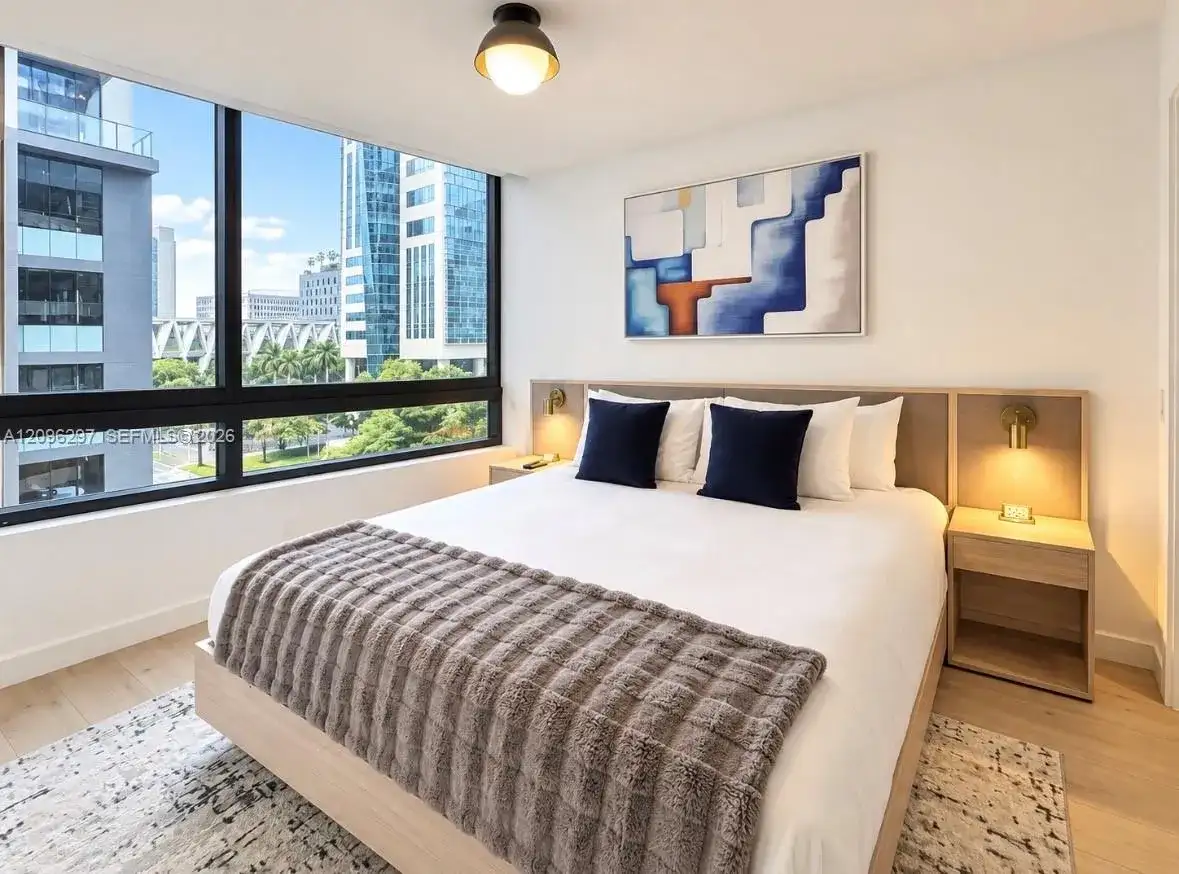 225 N Miami Ave # 504, Miami FL 33128 photo 2