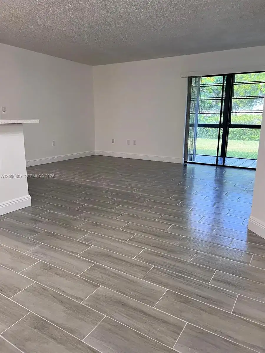 19055 NW 62nd Ave # 111, Hialeah FL 33015 photo 5