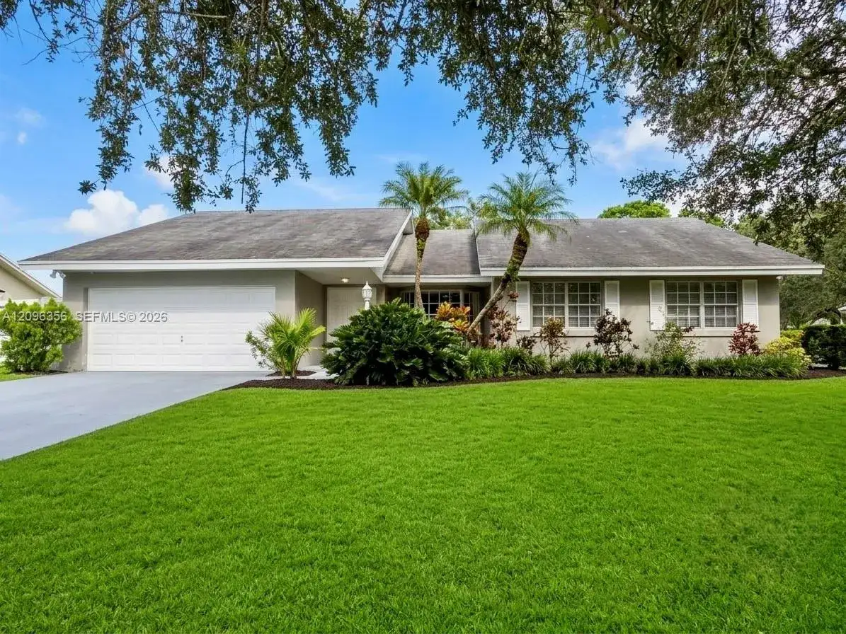 14863 SW 152nd Pl, Miami FL 33196