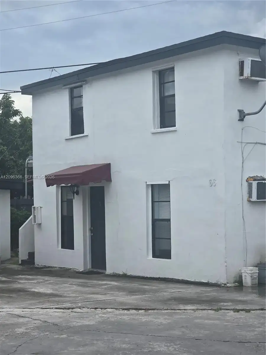 66 W 13th St # 6, Hialeah FL 33010 photo 2