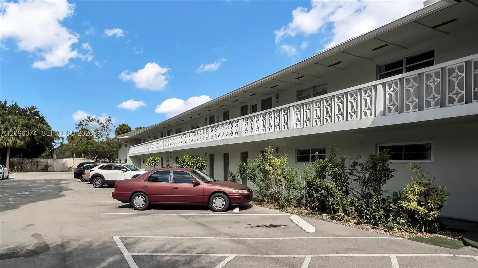 4200 NW 3rd Ct # 241, Plantation FL 33317 photo 2