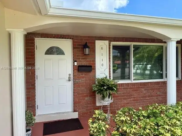 6110 SW 95th Ct, Miami FL 33173 photo 2