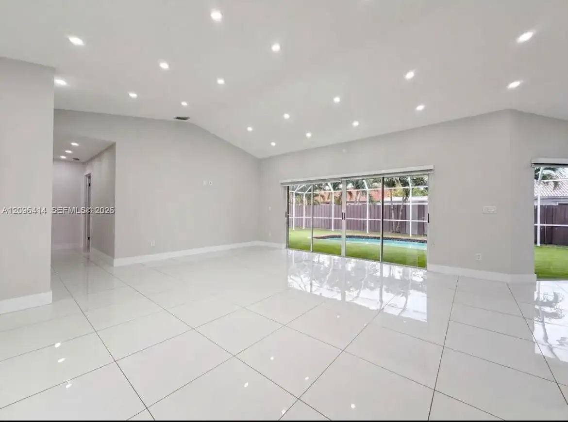 16571 SW # 0, Miami FL 33177 photo 5