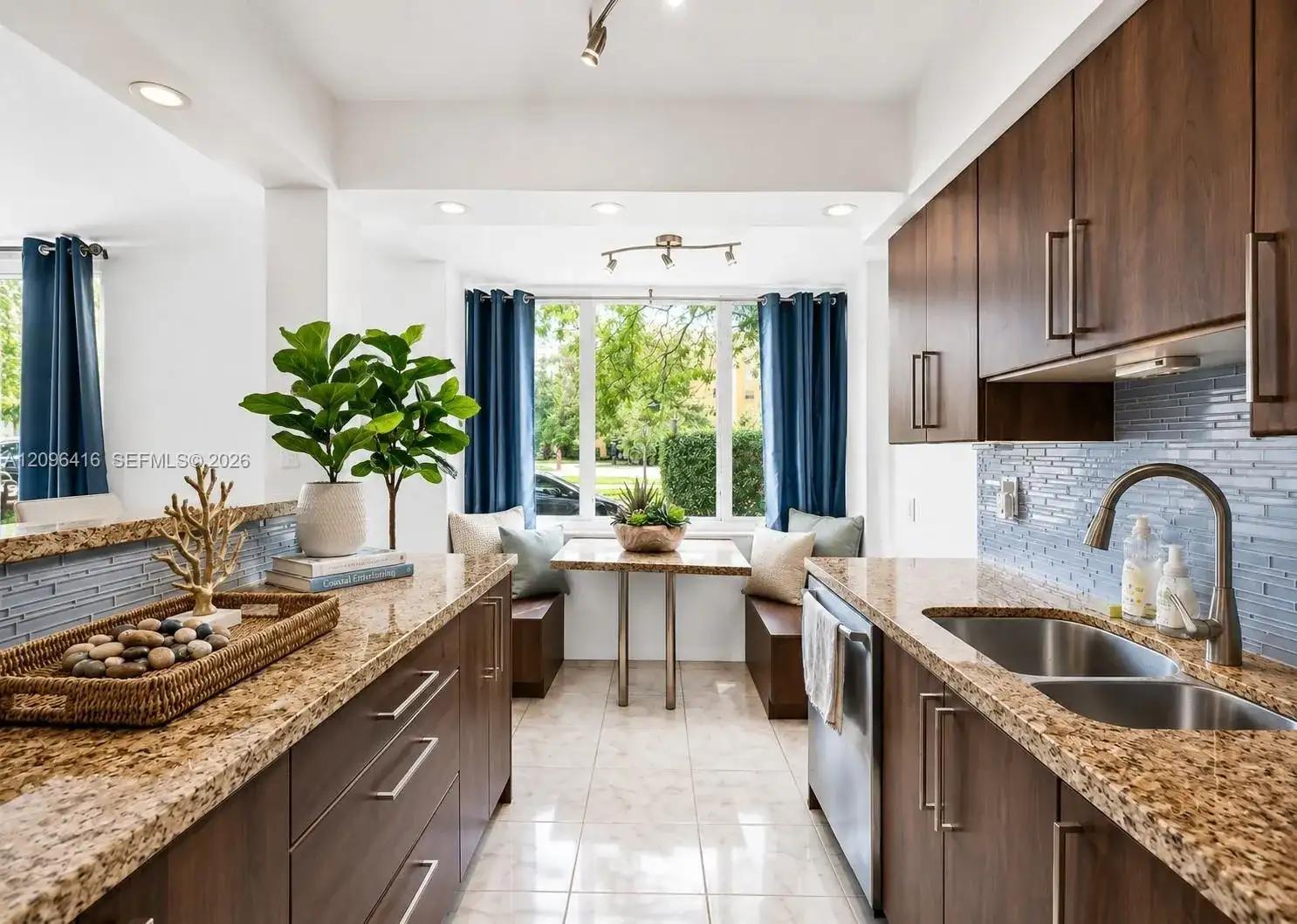250 180th Dr. # 155, Sunny Isles Beach FL 33160 photo 2