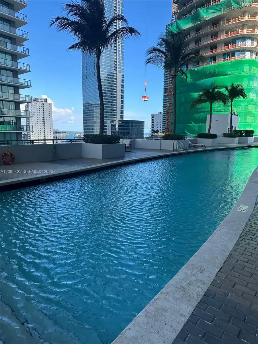 60 SW 13th St # 3407, Miami FL 33130