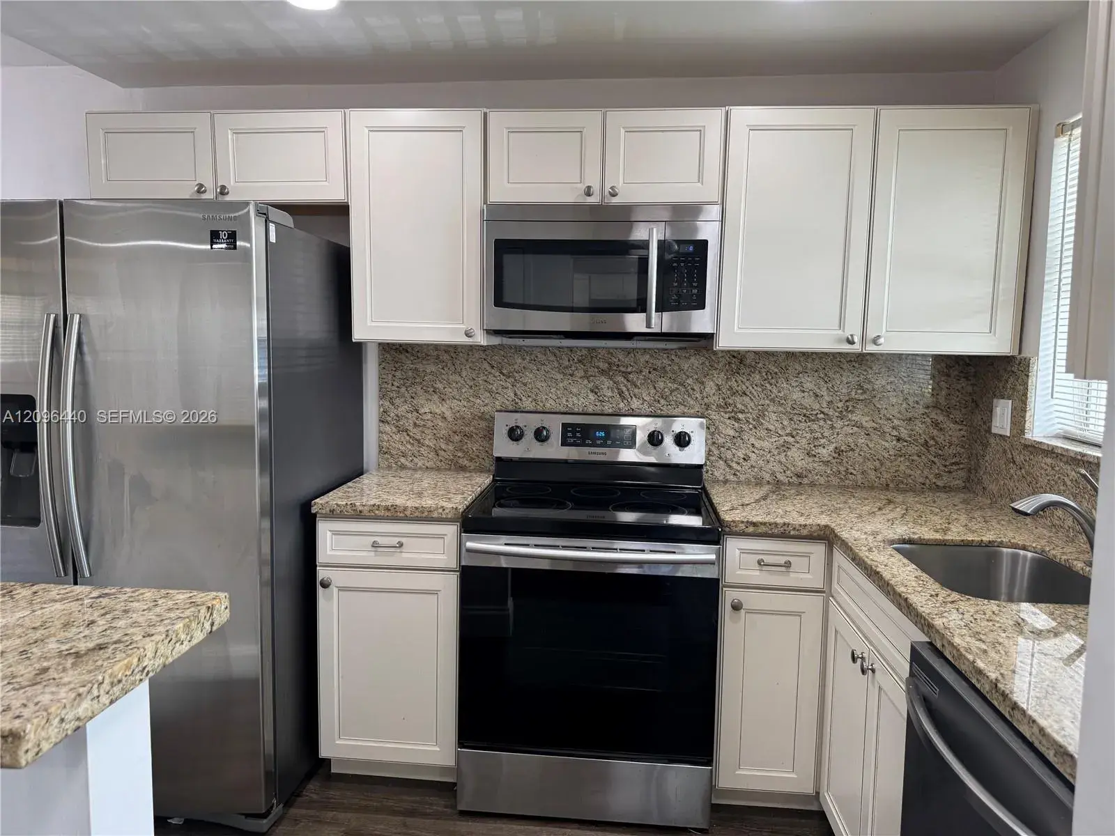 8325 Sunrise Lakes Blvd # 103, Sunrise FL 33322