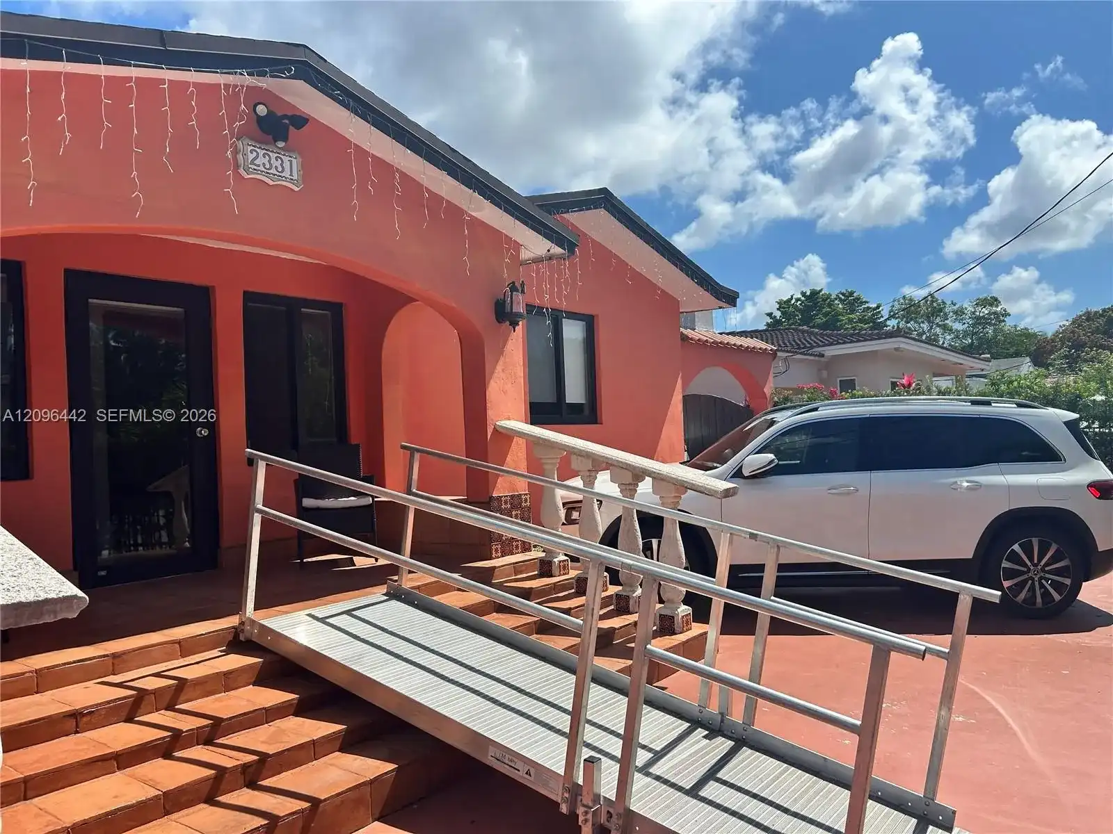 2331 SW 7th St, Miami FL 33135