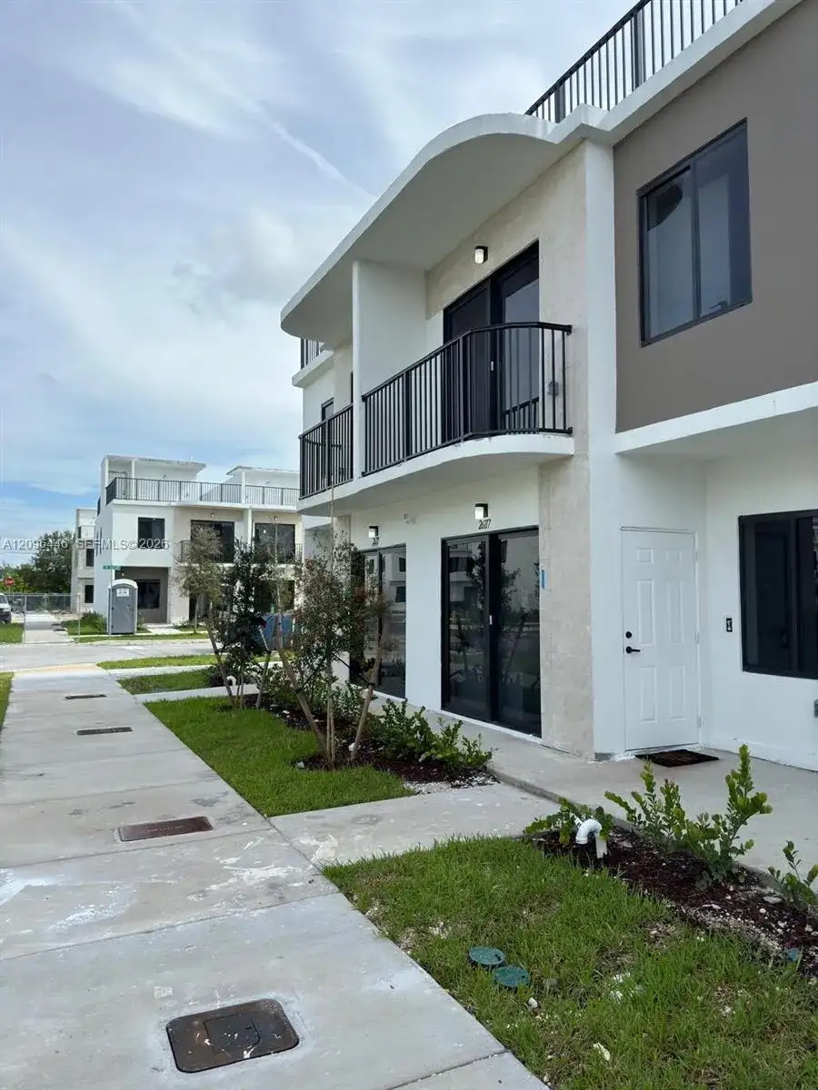26115 SW 145th Ct # 26115, Homestead FL 33032 photo 2