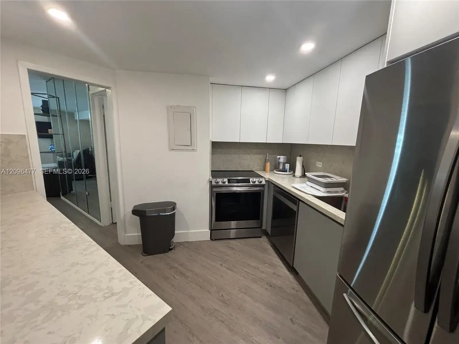 905 Brickell Bay Dr # 1124, Miami FL 33131 photo 4