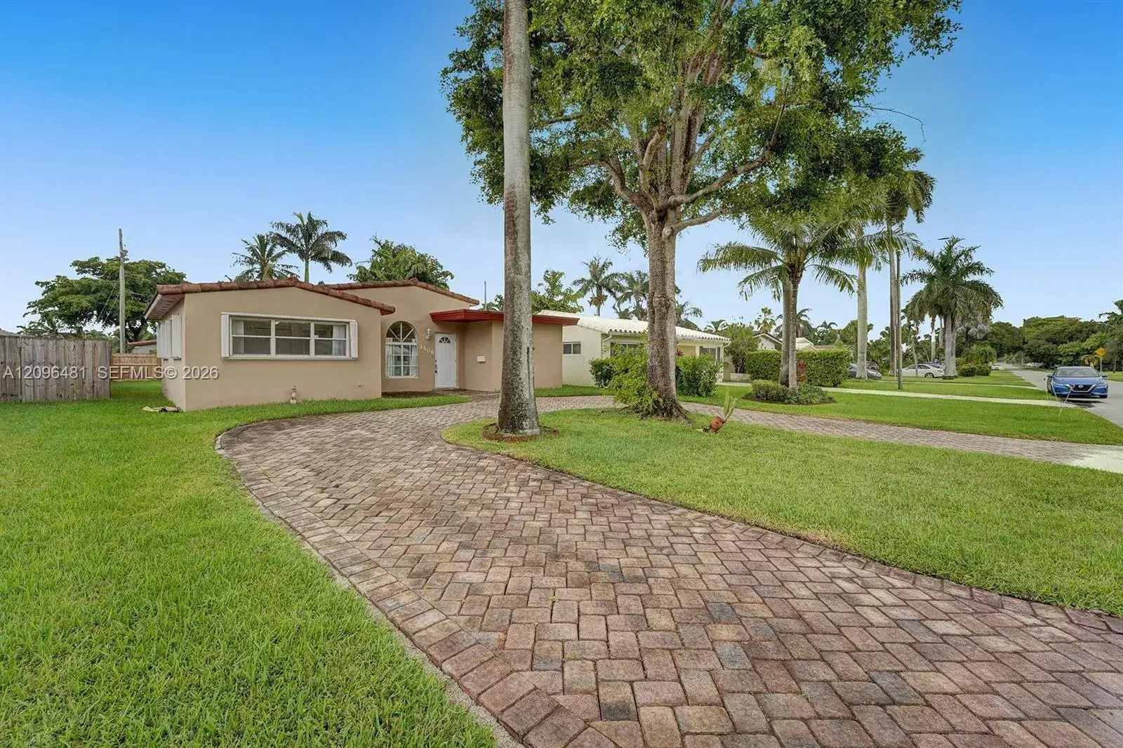 1506 Liberty St, Hollywood FL 33020