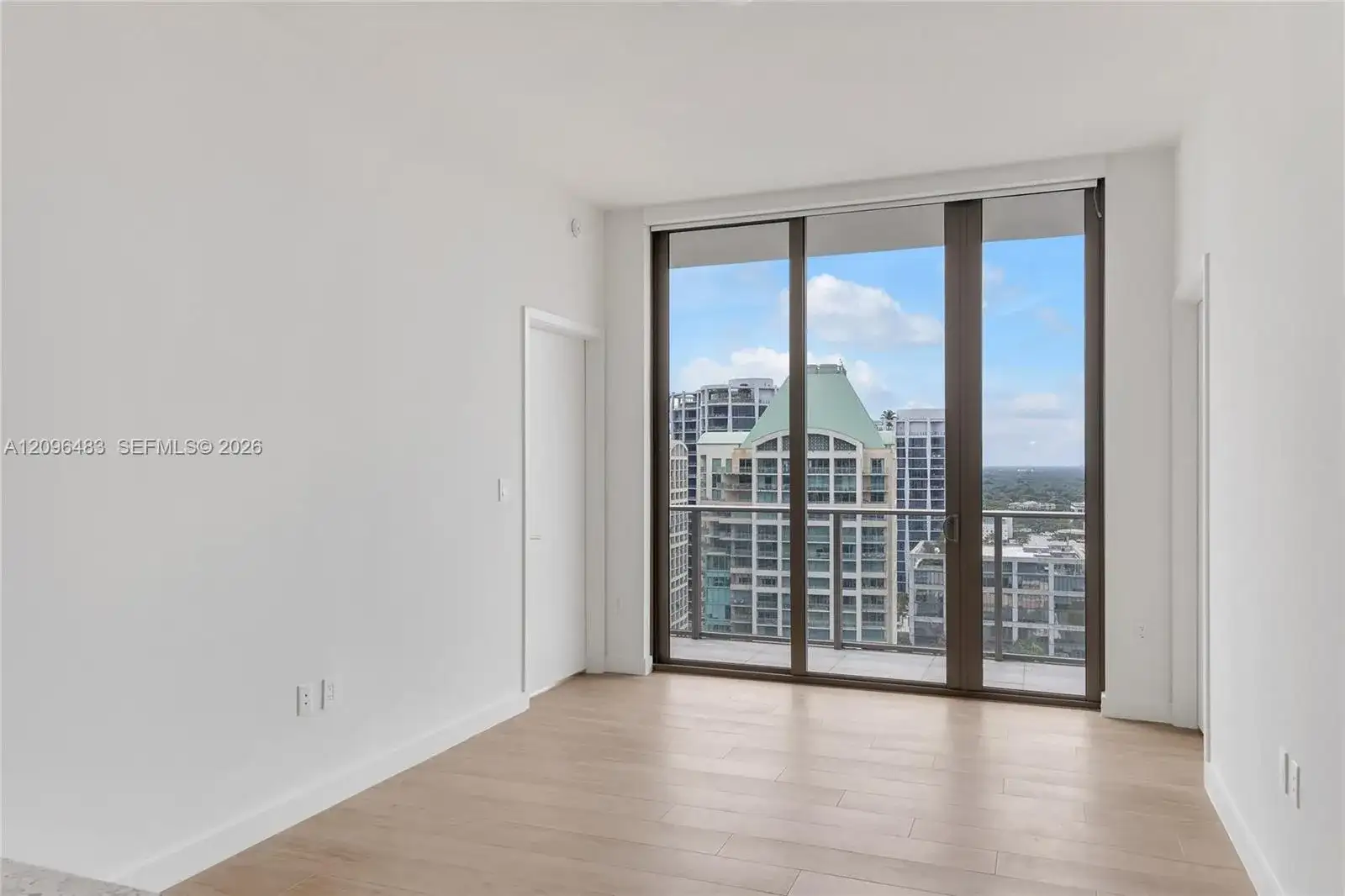 2678 Tigertail Ave # 1903, Miami FL 33133 photo 3