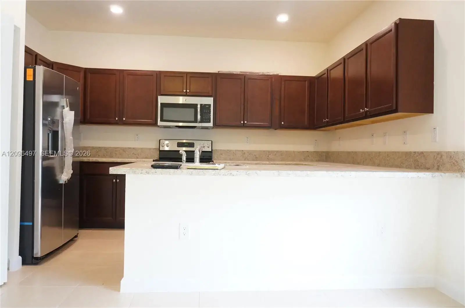 9345 W 33rd Ln, Hialeah FL 33018 photo 5