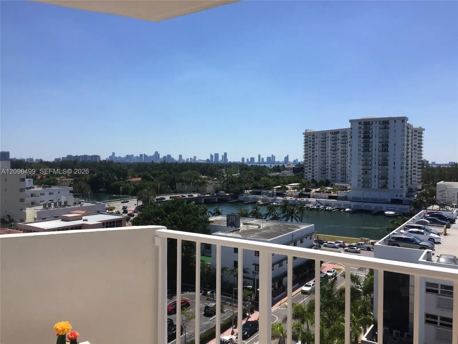 4301 Collins Ave # 901, Miami Beach FL 33140