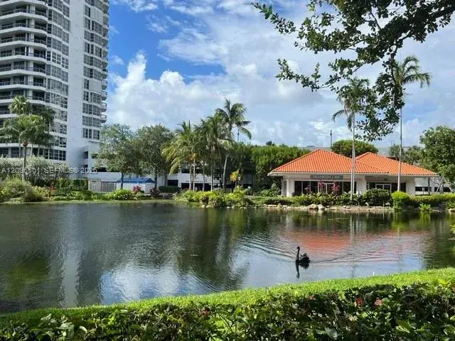 3530 Mystic Pointe Dr # 1803, Aventura FL 33180
