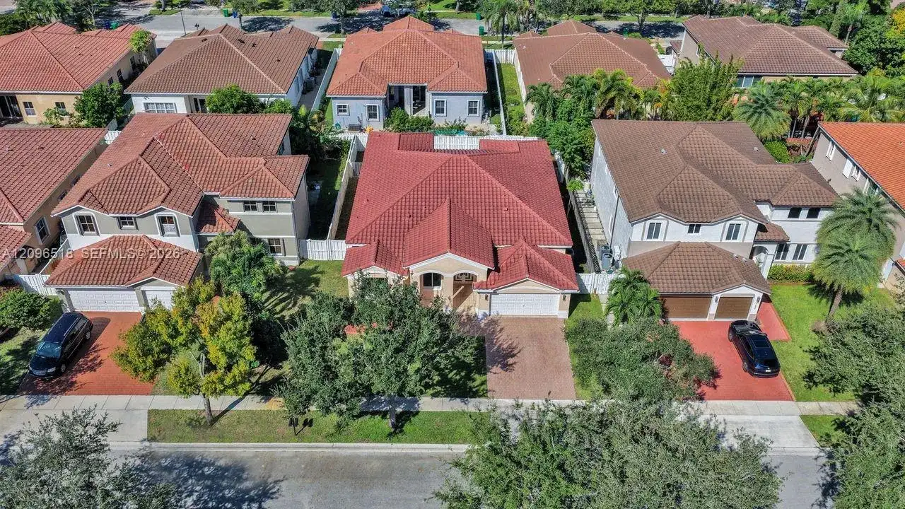 3650 SW 161st Ter, Miramar FL 33027 photo 4
