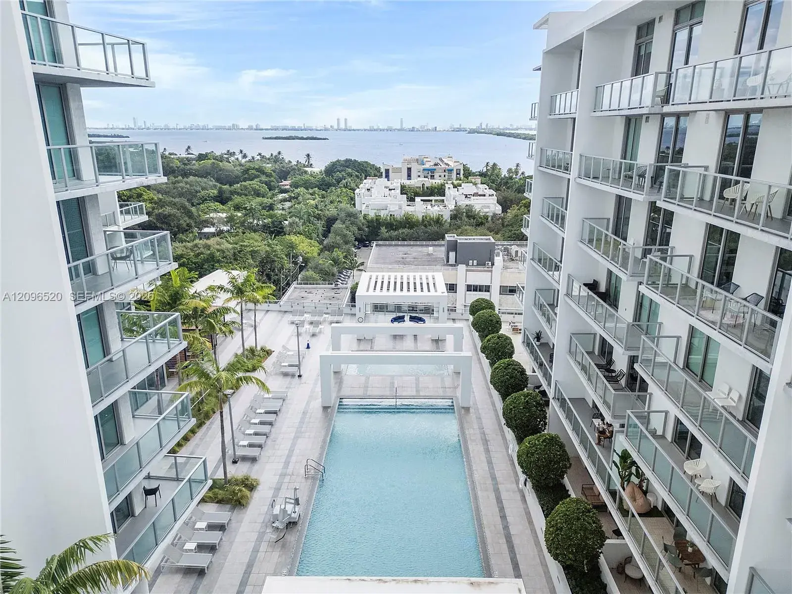 2 bedroom 2 bath Residential for sale at 3900 Biscayne Blvd # 702, Miami FL 33137