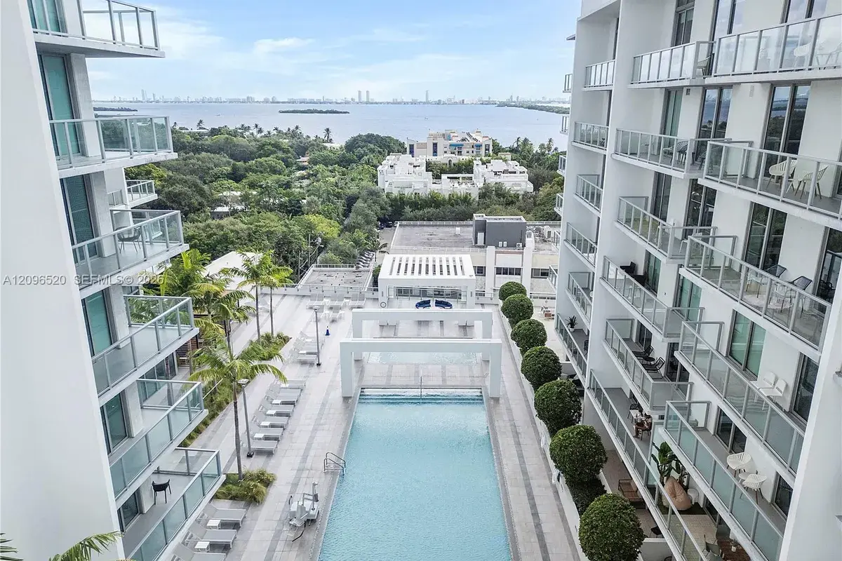 3900 Biscayne Blvd # 702, Miami FL 33137