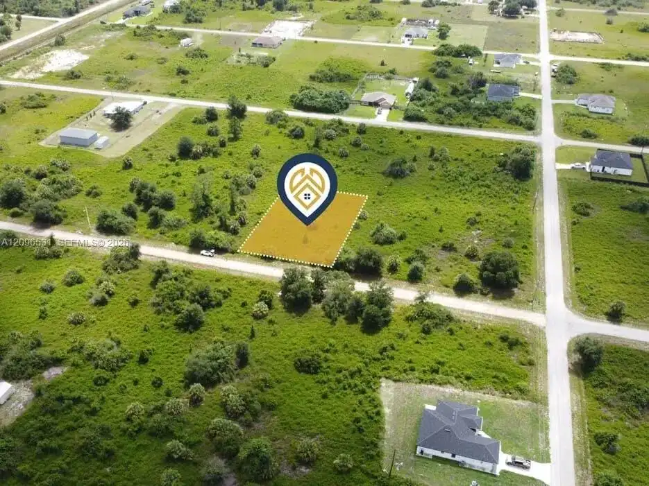 1504 Wells Ave, Lehigh Acres FL 33972