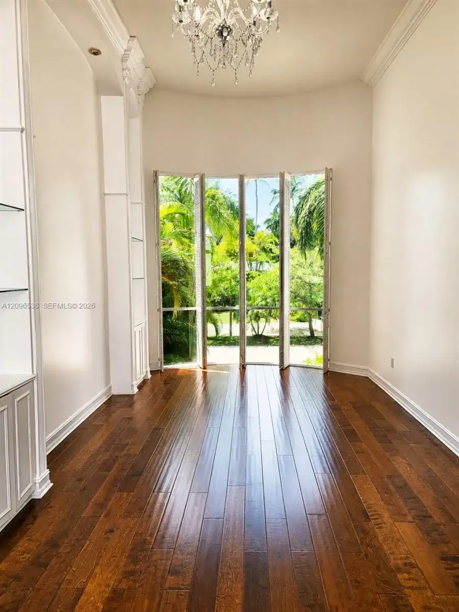 3525 E Fairview St, Miami FL 33133 photo 2