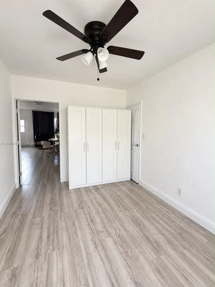 7712 Byron Ave # 3, Miami Beach FL 33141 photo 5