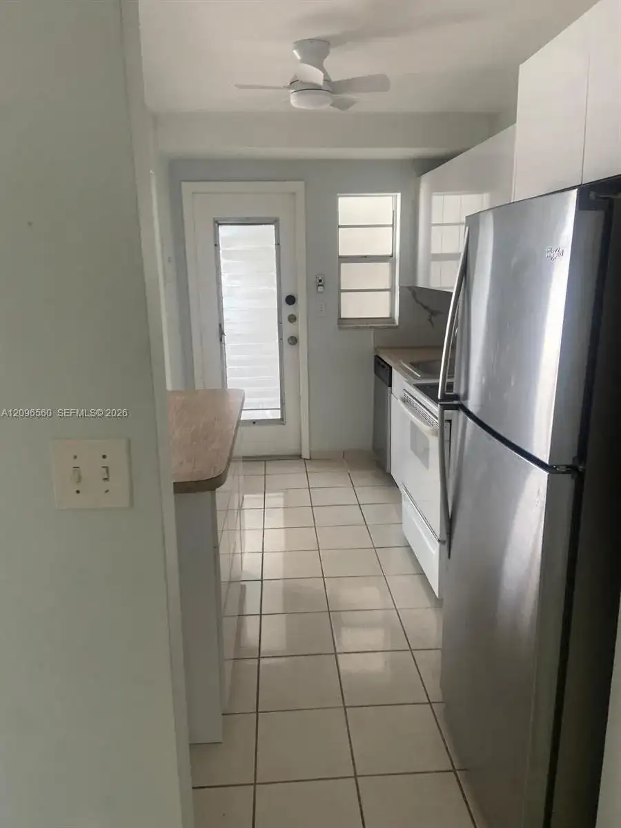1340 Lincoln Rd # 505, Miami Beach FL 33139 photo 4