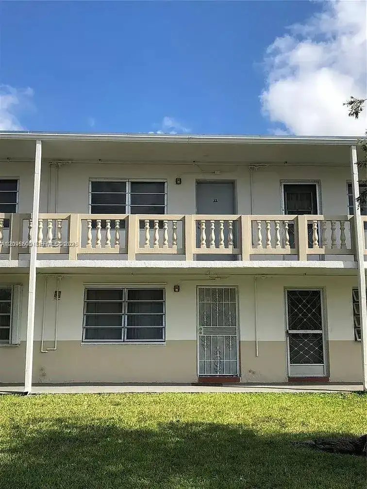 130 NE 202nd Ter # S22, Miami Gardens FL 33179