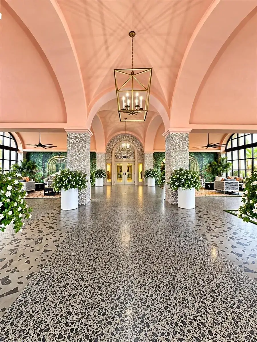5225 Collins Ave # 614, Miami Beach FL 33140 photo 2