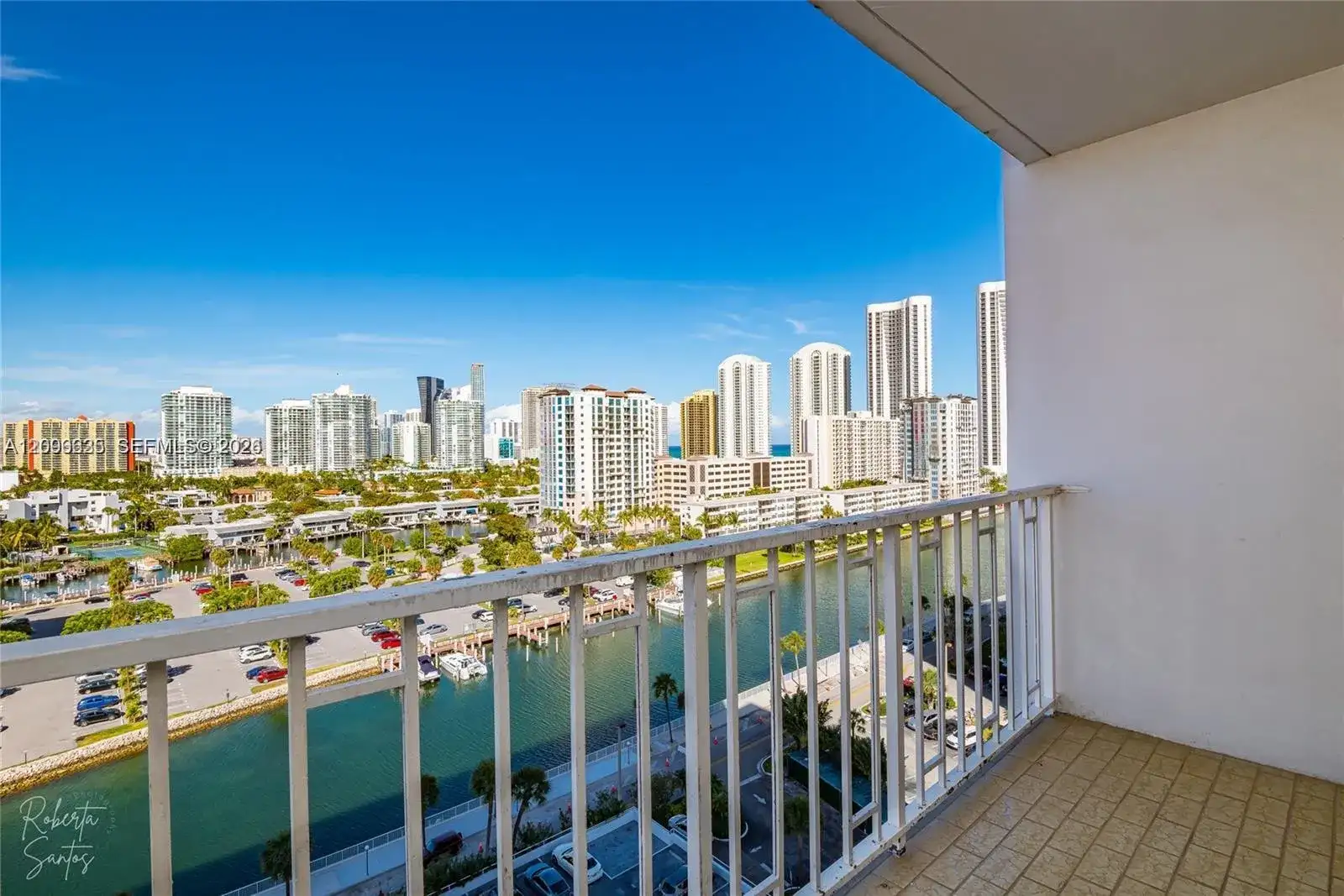 500 Bayview Dr # 1227, Sunny Isles Beach FL 33160 photo 4