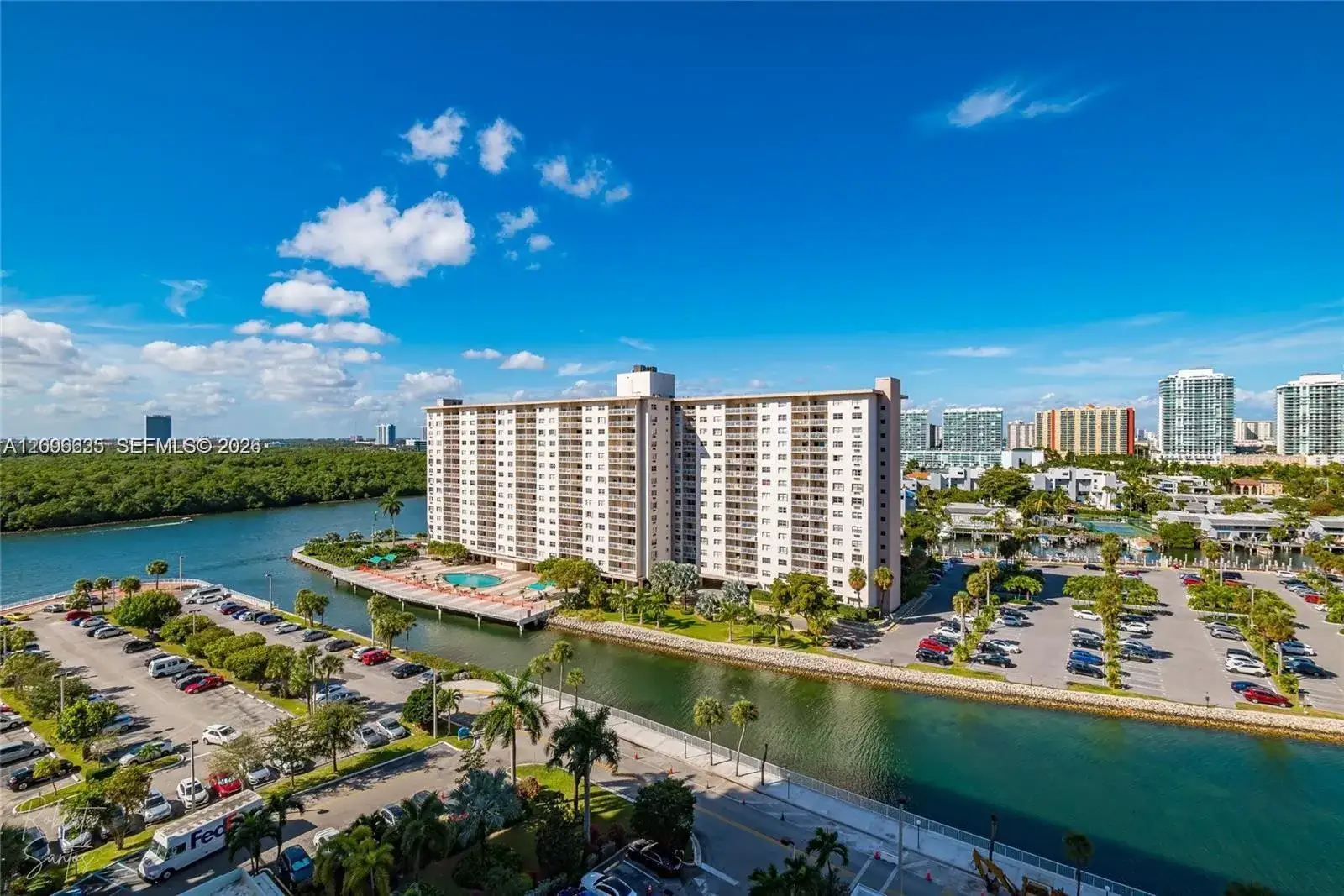 500 Bayview Dr # 1227, Sunny Isles Beach FL 33160 photo 5