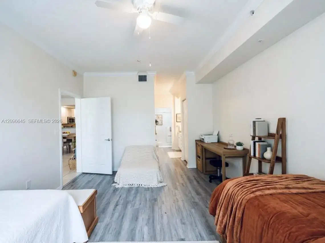 26 Royal Palm Way # 304, Boca Raton FL 33432 photo 2