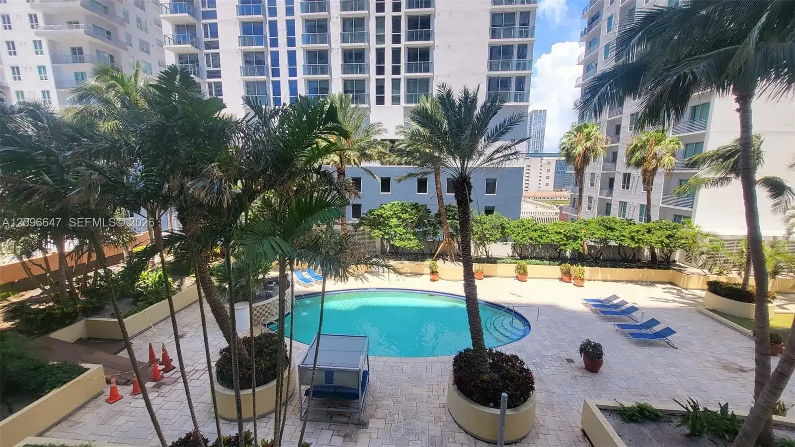 253 NE 2nd St # 1004, Miami FL 33132 photo 4