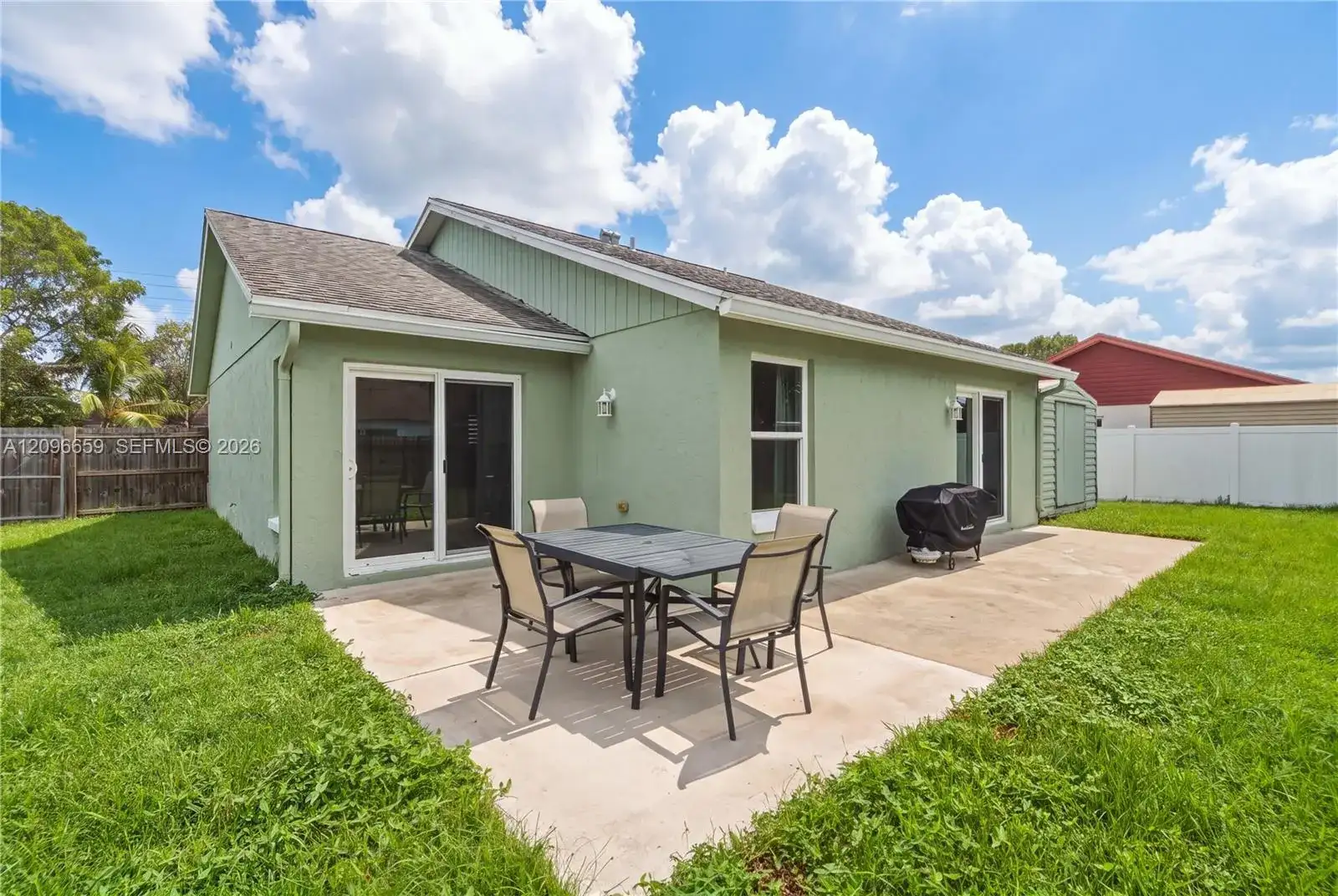 1290 Mc Dermott Ln, Royal Palm Beach FL 33411 photo 4